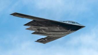 Orta Doğuda gerilim yüksek... ABDden İrana gözdağı: Hayalet uçaklar Yemeni vurdu SON DAKİKA gelişmeler...