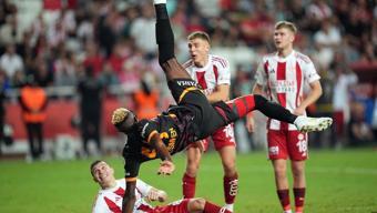 Victor Osimhen: Golüm Puskas Ödülüne aday olabilir