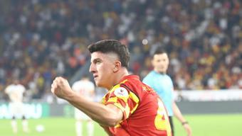 Göztepenin genç stoperi Taha Altıkardeşe Avrupadan transfer kancası