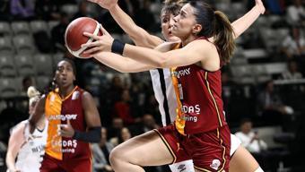 Potadaki derbide Galatasaray, Beşiktaş’ı mağlup etti