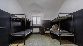 Güney Kore açıkladı: Ukrayna’da en az 300 Kuzey Kore askeri öldü, 2 bin 700ü yaralandı Zelenski’den Kim Jong-una esir takası teklifi...