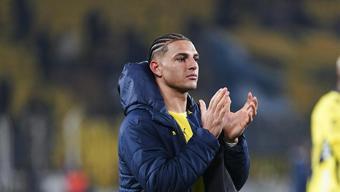 Diego Carlos transferinde beklenen olmadı Fenerbahçenin planları bozuldu...