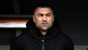 Burak Yılmazın kırmızı kart gördüğü pozisyon olay oldu