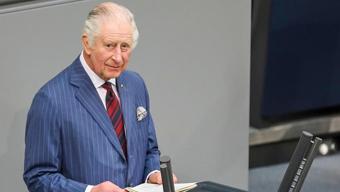 İngiltere Kralı Charles hastaneye kaldırıldı