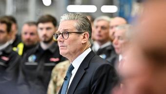 İngiltereden savaş hazırlığı Starmer “tehditler acil” diyerek duyurdu: Denizaltılar, uçaklar, füzeler…