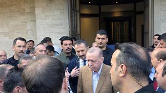 Cumhurbaşkanı Erdoğan bayram namazını Okluk Millet Camisinde vatandaşlar ile birlikte kıldı