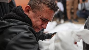 Gazzede İsrail katliamı: 60 Filistinli hayatını kaybetti