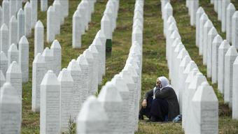 8.372 çığlık Bir kasabanın adı, bir yaranın izi: Srebrenitsa Soykırımı