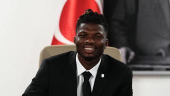 El Bilal Toure, Beşiktaş tarihindeki ikinci Malili futbolcu oldu