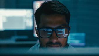 İngiliz milyarder, stajyerlere aylık 35 bin dolar ödeyecek