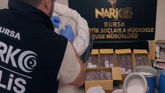 Zehir tacirlerine geçit yok: 300 bin uyuşturucu hap ele geçirildi