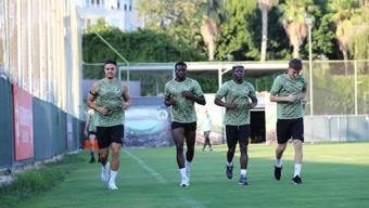 Alanyaspor, Fenerbahçe maçı hazırlıklarına başladı