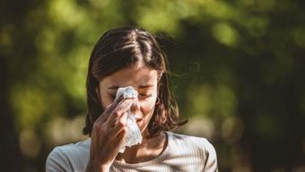 Sonbahar Alerjisini Kontrol Altına Almanın Yolları: Uzmandan %80’e Varan Şikayet Azaltma Önerisi