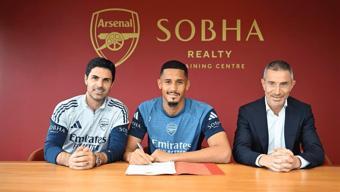 Arsenal, William Salibanın sözleşmesini uzattı