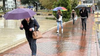 SON DAKİKA... Meteoroloji uyarmıştı: Yağış başladı Daha da kuvvetlenecek