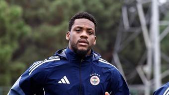 Fenerbahçede Jhon Durandan iyi haber Haftalar sonra geri döndü