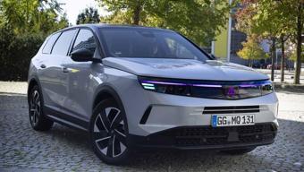 Otonom araçlarda yapay zekalı aydınlatma kullanılacak