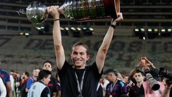 Sezona kötü başlayan Flamengoda, Filipe Luis dönemi sona erdi