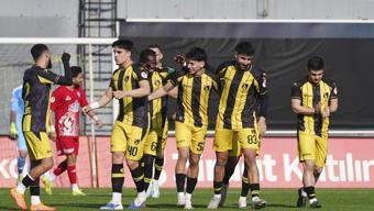 Ziraat Türkiye Kupasında 4 takım daha gruplara kaldı