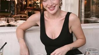 Danla Bilic yine ameliyat masasında Kalça dolgusu kabusu 5. operasyona kadar uzandı: Vücudundan çıkan madde şaşkına çevirdi