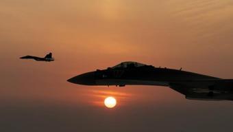 Güney Korede askeri jetler havalandı: Çin ve Rusya uçakları alarmı...