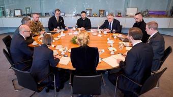 Berlindeki görüşme nasıl geçti Ukraynada barış sağlanacak mı