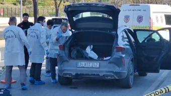 Sokak ortasında kanlı infaz: Kuyumcunun aracına mermi yağdı