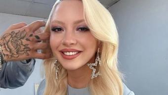 Ece Seçkin kar bulamayınca valizi hazırladı: Finlandiya’ya uçtu