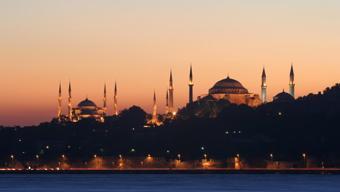 Ramazan İmsakiyesi, Namaz Vakitleri ve Ezan Bildirimleri CNN TÜRK Super App İle Tek Uygulamada