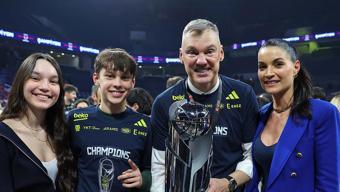 Sarunas Jasikeviciustan şampiyonluk sözleri: Son derece mutluyuz