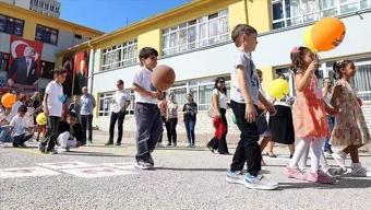 OKULLAR NE ZAMAN KAPANIYOR 2026 - Okullar ne zaman yaz tatiline giriyor 2. ara tatil ne zaman