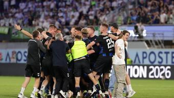 Wolfsburg, 30 yıl sonra küme düştü Paderborn, Bundesligada...