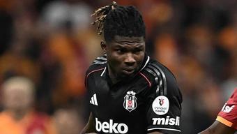 Beşiktaştan ayrılan El Bilal Toure, ezeli rakibin gündeminde