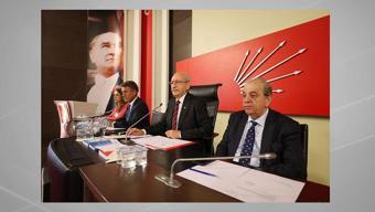 SON DAKİKA... Özgür Özel'in ekibi CHP PM'den istifa etti! Toplantı sona erdi