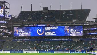 FIFA Dünya Kupasındaki yeni kural, Fransa-Irak maçında uygulandı Maç 2 saat durdu...