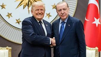 Beyaz Saray, Trump ve Erdoğanın tokalaştığı fotoğrafı paylaştı