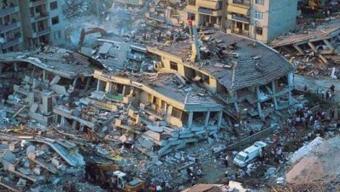 17 Ağustos 1999 Türkiyenin unutmadığı günü anlattı: Enkaz başında çok oturup ağladım