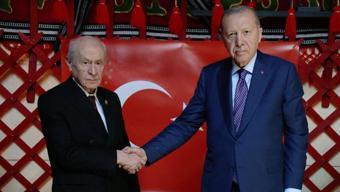 Cumhurbaşkanı Erdoğan ve MHP lideri Bahçeli Ahlatta