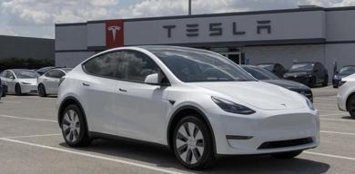 tesla-avrupadaki-dususunu-surduruyor-nisanda-satislar-alarm-verdi