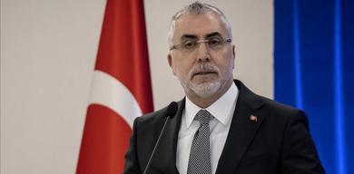 bakan-isikhan-cozulemez-denilen-sorunlari-cozduk
