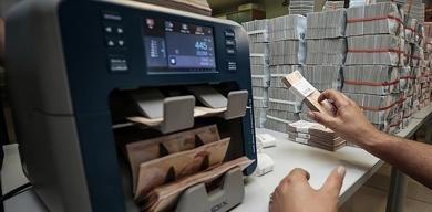 kkm-duserken-mevduat-ve-krediler-artiyor-bankacilik-sektorunde-guncel-rakamlar