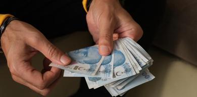 mevduat-faizi-2025-325-bin-tl-ile-32-gunde-ne-kadar-kazanilir-banka-banka-faiz-hesaplamasi