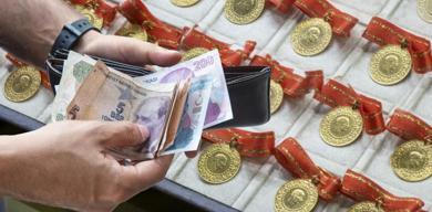 gram-altin-fiyati-dususte-merkez-bankasinin-altin-hamlesi-piyasayi-nasil-etkiliyor