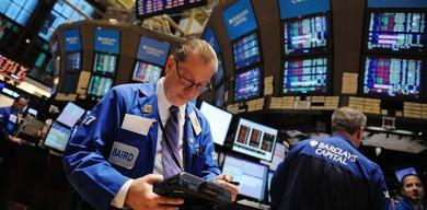 kuresel-piyasalarda-satis-baskisi-artiyor-fed-belirsizligi-teknoloji-hisseleri-ve-jeopolitik-riskler