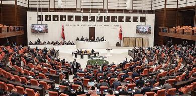 son-dakika-haberi-turk-askerinin-adendeki-gorevi-uzatildi