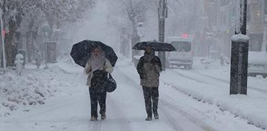 meteoroloji-uyardi-sicakliklar-sert-dusecek-marmaradan-dogu-anadoluya-kar-uyarisi-iste-5-gunluk-hava-durumu