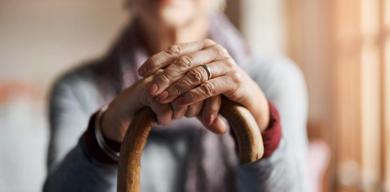 bayram-ikramiyesi-2026-emekliye-bayram-mujdesi-mi-geliyor-ikramiyede-3-farkli-zam-senaryosu