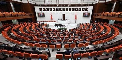 sanal-medya-ve-dogum-izni-duzenlemesi-mecliste-iste-o-kritik-degisiklik