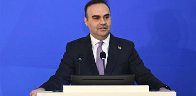 bakan-kacir-duyurdu-otomotiv-ihracatinda-415-milyar-dolarlik-rekor