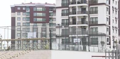 bir-donem-sona-eriyor-apartmanda-borclular-ifsa-edilemeyecek